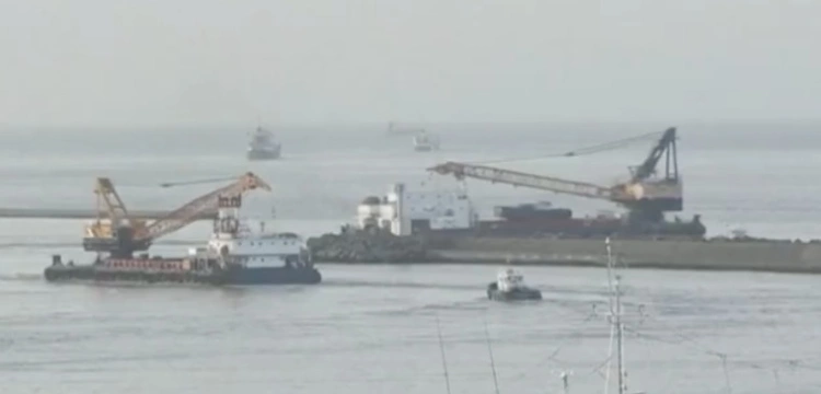 Silne trzęsienie ziemi w Japonii. Zbliża się tsunami