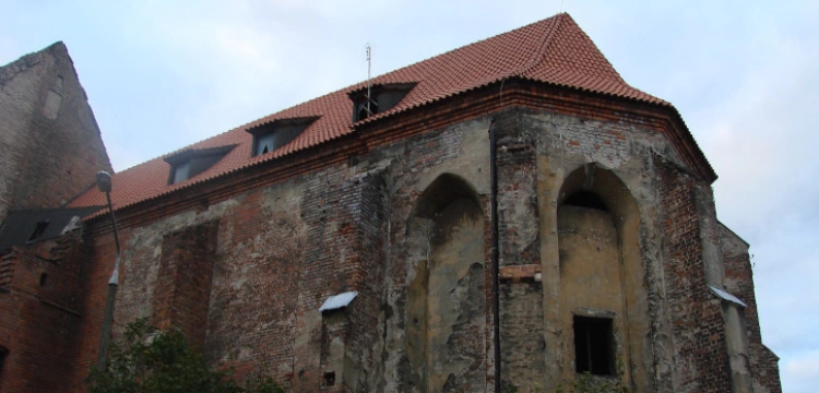 Przykra wiadomość z Brzegu. Pofranciszkański kościół wystawiony na sprzedaż