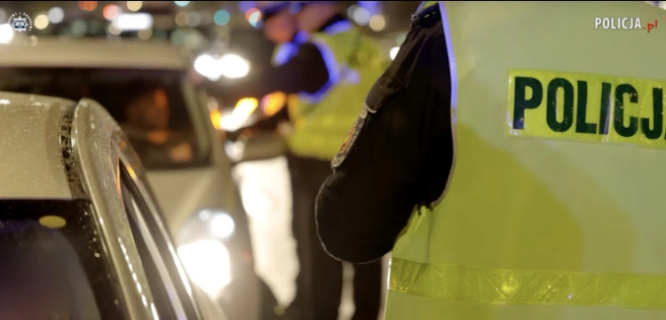 „Taksówki” na aplikację. Ogromna akcja policji i kilkanaście zatrzymań