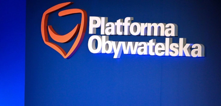 „Oczywiście, nagłaśniać należy tylko jeśli chodzi o księży”. Internauci o aferze w PO