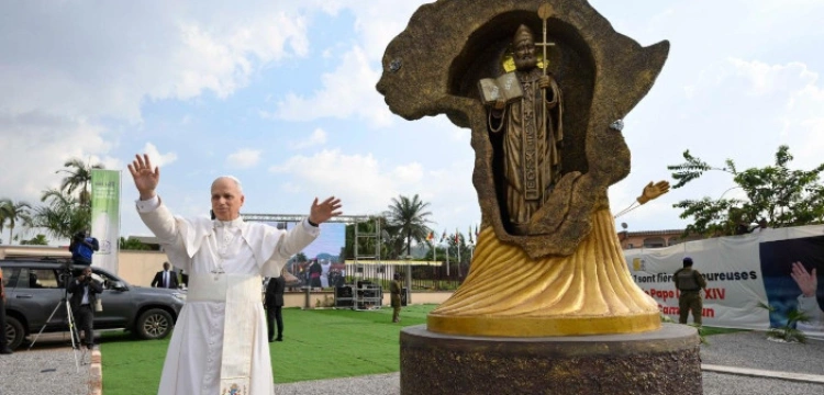 Papież do studentów w Kamerunie: Zamiast migracji, wykorzystajcie talenty na miejscu