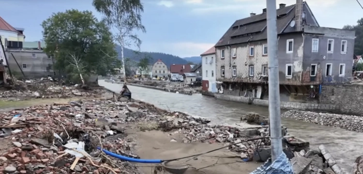 Skończyły się środki dla terenów ogarniętych powodzią. W Opolu wstrzymano nabór wniosków o dotacje