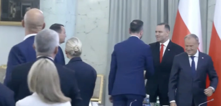 Tyle zostało z narracji KO. Premier przyznaje rację prezydentowi