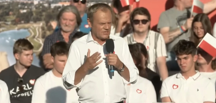 Tusk chce wykorzystać prezent od TVN. Gra sprawą pani Joanny i zapowiada kolejny marsz
