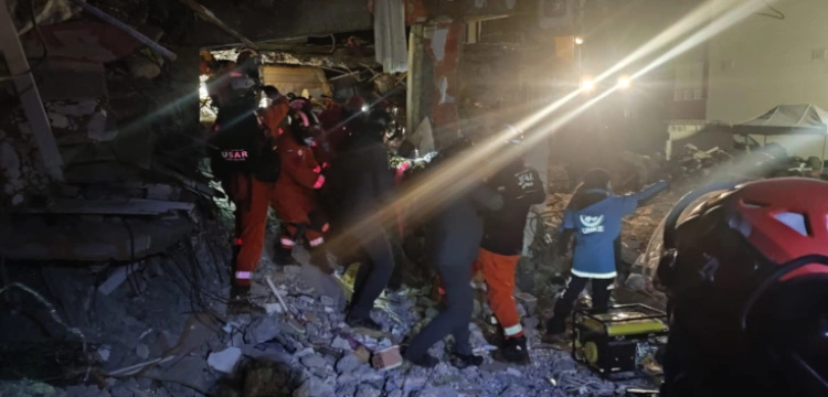 Polacy uratowali kolejną osobę w Turcji