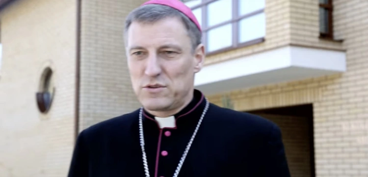 Abp Stankiewicz spokojny o Synod. „Ekstremistyczne poglądy zostaną zamortyzowane”