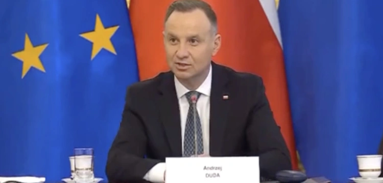 „Musimy odstraszyć agresora”. Trwa posiedzenie RBN