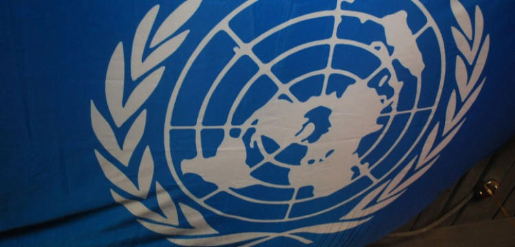 Aborcja dla dzieci bez wiedzy rodziców? 22 kraje blokują szokujący projekt ONZ