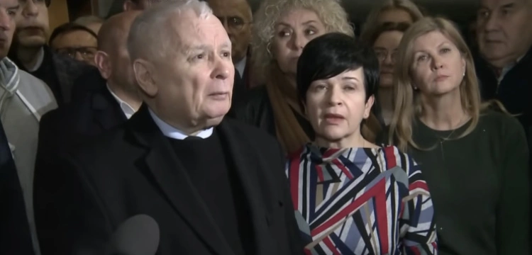 Prezes PiS: Konstytucja przestała działać