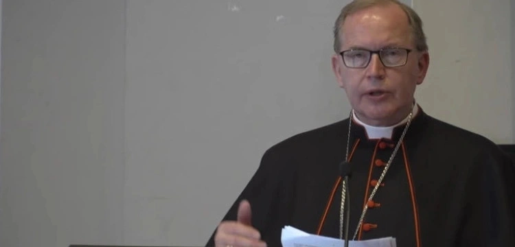 Kościół a sztuczna inteligencja. Kard. Eijk: Musimy działać!