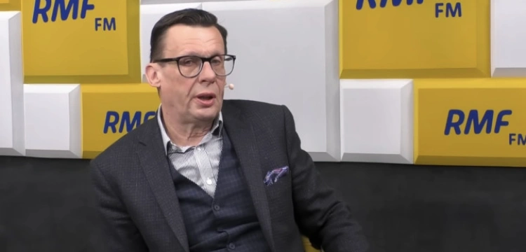 Marek Ast: Stoimy murem za Zbigniewem Ziobrą