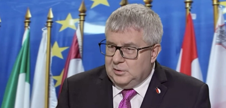 „Trzeba by być idiotą, by tego nie zrobić”. R. Czarnecki nie ma wątpliwości – PiS i Suwerenna Polska wystartują razem