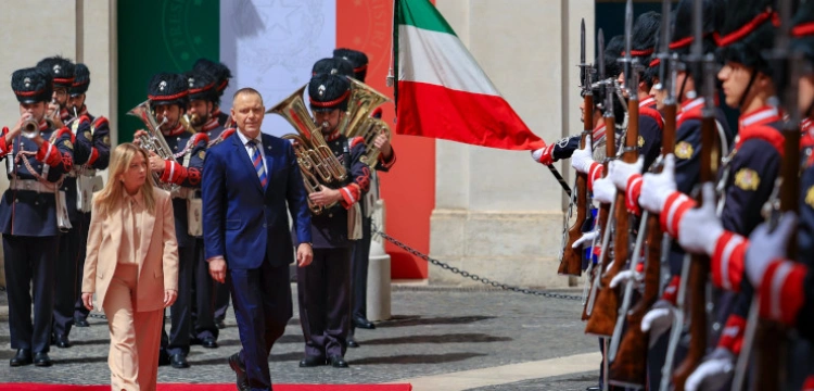Karol Nawrocki w Rzymie. Prezydent spotkał się z prezydentem i premier Włoch