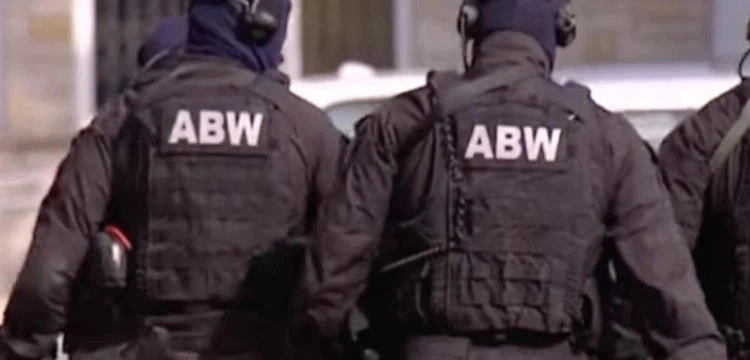Funkcjonariusze ABW otrzymali polecenie. Mają zatrzymać posła Ziobrę