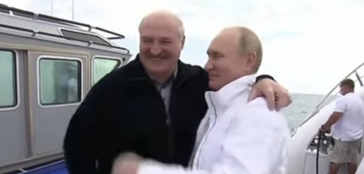 Łukaszenka: Rozmieściliśmy głowice nuklearne