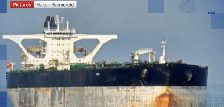 Załoga rosyjskiego tankowca stanie przed sądem. Rosyjski polityk grozi „siłową odpowiedzią”