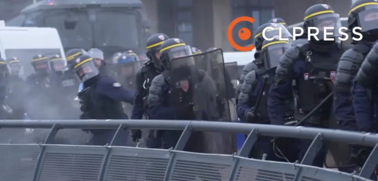 Rolnicy protestują w Strasburgu. Policja użyła gazu