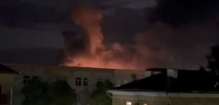 Tak potężnego ataku Rosja jeszcze nie doświadczyła. Ukraińskie drony uderzyły w 6 obwodach