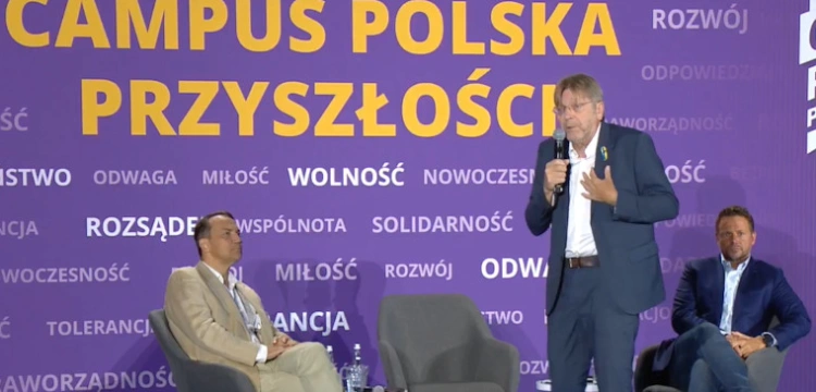 „Suwerenność państwa nie ma żadnego znaczenia”. Verhofstadt wystąpił na Campusie Trzaskowskiego