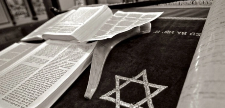 Czy Biblia zakazuje spożywania krwi?