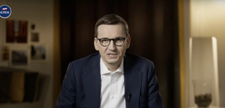 „Trochę mnie to śmieszy”. Premier o „starych lisach” na marszu Tuska