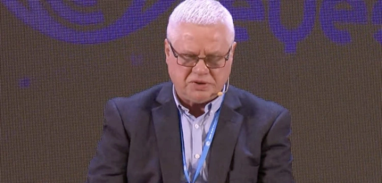 Piotr Semka dla Frondy: Z dziejów III RP.  Łabędzi śpiew postkomuny, czyli plan Hausnera