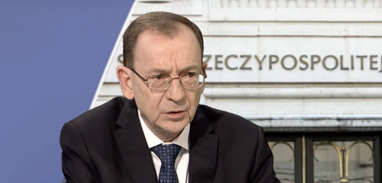 „Podwójna manipulacja”. Kamiński skomentował działania Hołowni