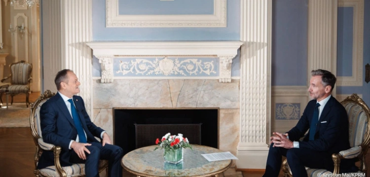 Donald Tusk: Polska nie jest bezpośrednio zagrożona