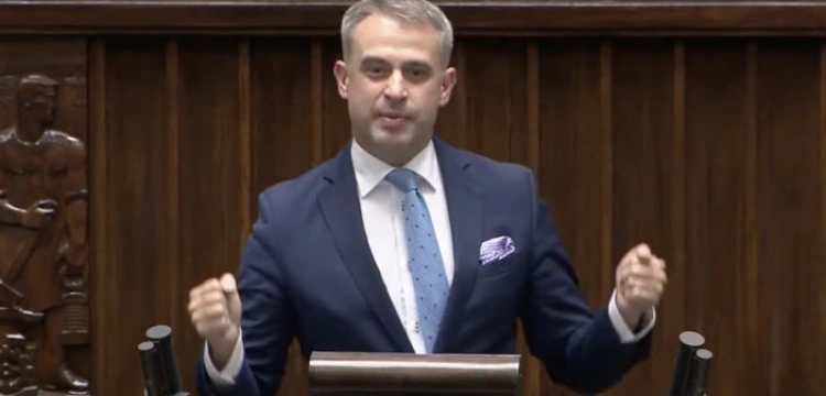 Gawkowski: Nie mamy pieniędzy na laptopy dla dzieci