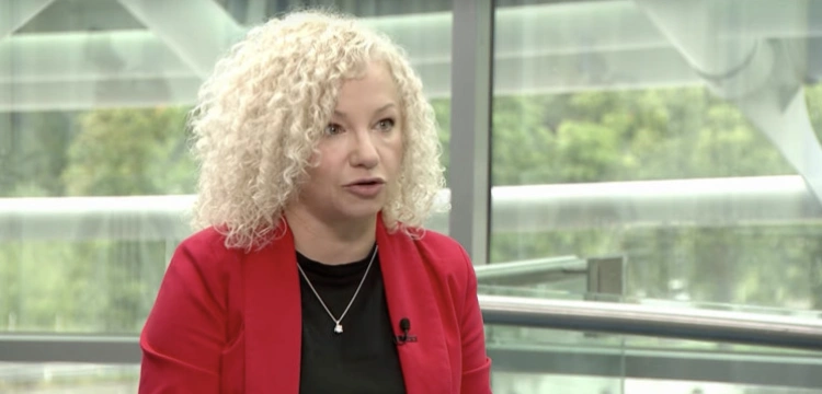 „W poczuciu odpowiedzialności za państwo”. Lewica zawiesza kampanię