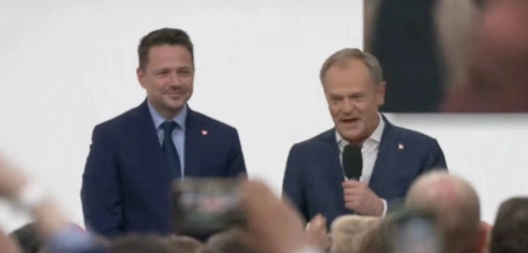 Kto polskim reprezentantem w KE? Media: Tusk może zesłać do Brukseli Trzaskowskiego