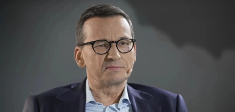 Morawiecki: Kto dał TSUE prawo do decydowania o polskiej rodzinie?