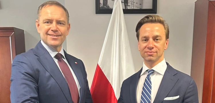 Bosak spotkał się z Nawrockim. Lider Konfederacji zaproponował prezydentowi elektowi swoje wsparcie
