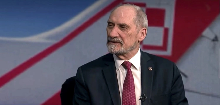Antoni Macierewicz: Odpowiedź NATO musi być „jednoznaczna”