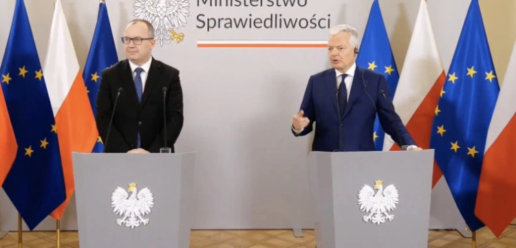 „Kolonialna mentalność”. Ostre komentarze po spotkaniu Bodnara z Reyndersem