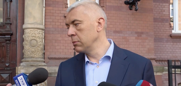 Co ze startem Giertycha? Prawnik przesuwa termin