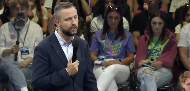 Bolesne doświadczenie Kosiniaka-Kamysza. Wicepremier wybuczany na Campusie