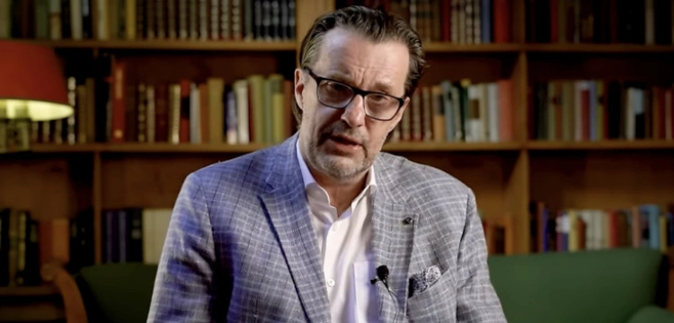 „Nadszedł czas na działanie”. Gadowski o „bolszewickiej decyzji” Trzaskowskiego