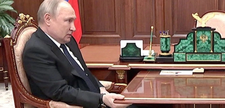 Zełenski: Nie jestem pewien czy Putin żyje