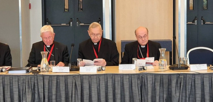 Abp Gądecki: Kościół musi słuchać Ducha Świętego