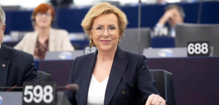 Jadwiga Wiśniewska: Parlament Europejski mówi „dość” nieprzejrzystym działaniom Komisji von der Leyen