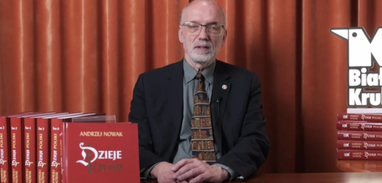 Histeria rządu ws. SAFE. Prof. Nowak: Bezrozumna tłuszcza, której dyrygentem Donald Tusk