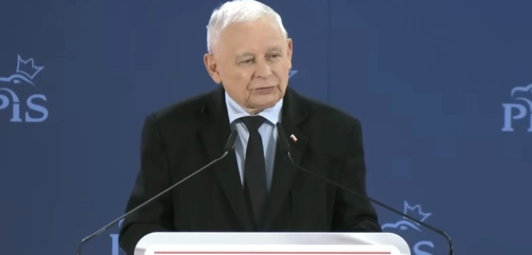 Prezes PiS: To jest Sejm komunistyczny