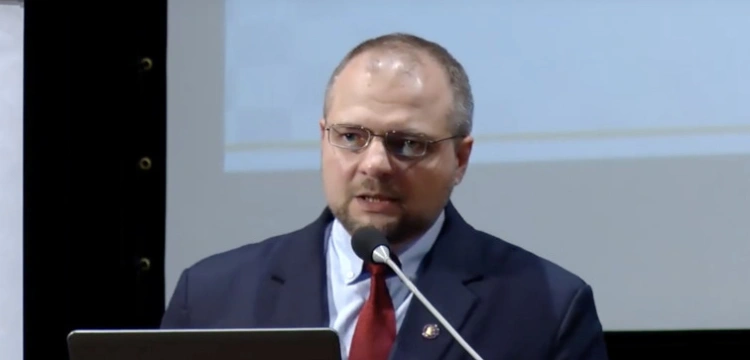 Stanowisko Komisji Weneckiej. Prof. Stępkowski: Minister Bodnar musi być rozczarowany