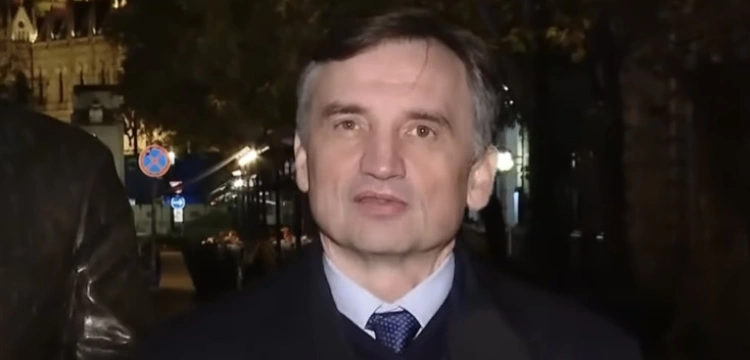 Premier Węgier ujawnia nowe informacje ws. obywatelstwa Ziobry i jego żony