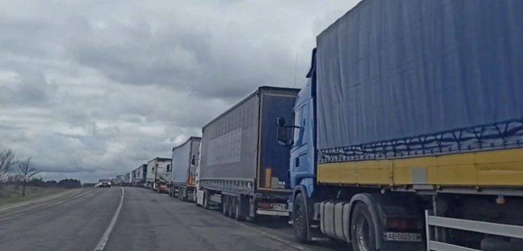 Odwet Ukraińców. Będą blokować polskie ciężarówki