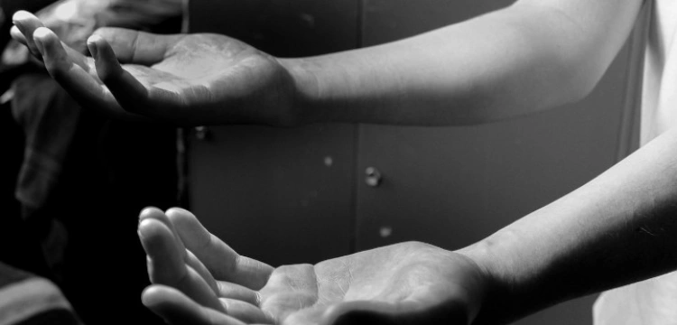 Dziś ścisły post! Kogo obowiązuje?