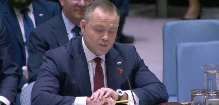 Prezydent w dyskusji o rozwoju AI: Polska nie chce stać z boku