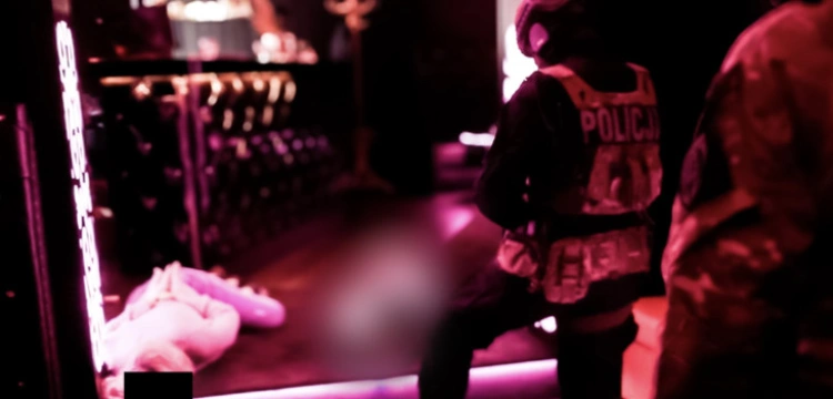 Warszawa. Policja rozbiła gang sutenerów