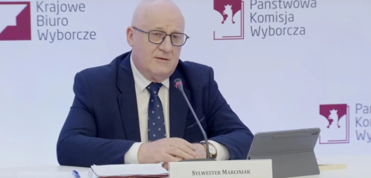 PKW przyjęła sprawozdanie z wyborów